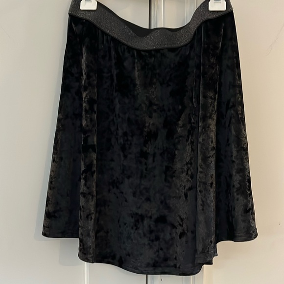 NWT design lab velvet skirt - Picture 1 of 3